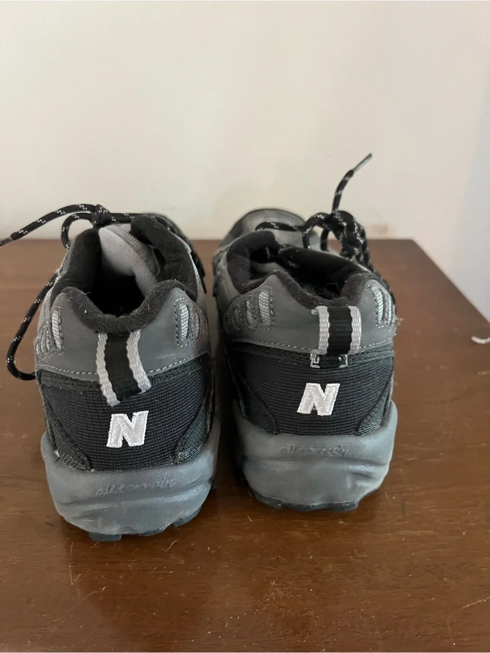 New Balance Men’s Gray and Black Athletic Trail Shoes
